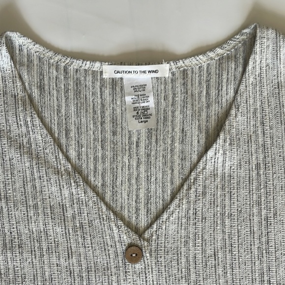 NWOT Caution to the wind maxi dress with thin stripes and buttons size large - Picture 2 of 7